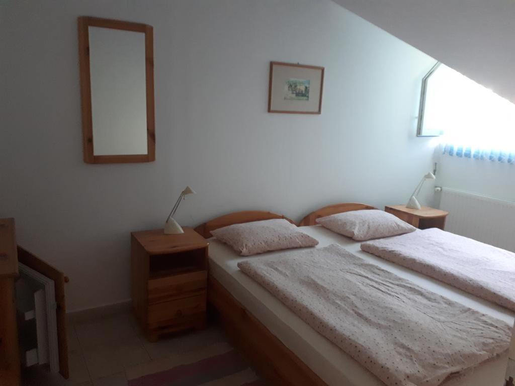 Borkuti Panzio Es Apartman Balatonszárszó 외부 사진